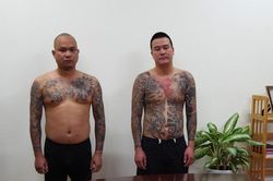 Tạm giữ hình sự 2 đối tượng cho vay lãi nặng