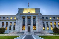 Fed tăng lãi suất lên mức cao nhất 15 năm, đồng thuận bắt đầu hạ vào năm 2024