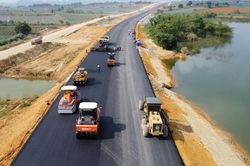 Cao tốc Mai Sơn - Quốc lộ 45 khó thông xe toàn dự án trong năm nay