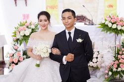 Hình ảnh lễ cưới ấm áp của Khánh Thi - Phan Hiển trong nhà thờ