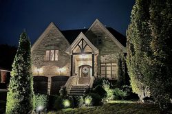 Villa 61 tỷ đồng, tích hợp thế giới nghỉ dưỡng của vợ chồng Việt ở Canada