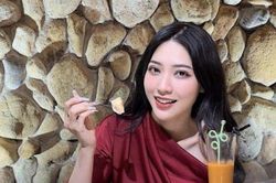 Hot girl đội tuyển Pháp diện sắc đỏ rực rỡ đi ăn mừng ở TSF 88 Vũ Phạm Hàm