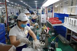 Thu ngân sách nhiều địa phương khởi sắc, ngành Thuế 'về đích' sớm
