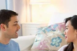 Vợ trẻ nói dối chồng 'không chớp mắt', đưa đủ lý do để tìm cớ dành thời gian cho tình trẻ