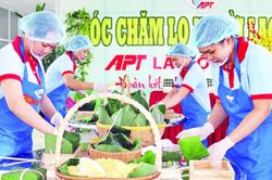 Thưởng Tết cho công nhân