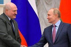 Ukraine tuyên bố sẵn sàng đối phó 'mọi kịch bản' của Nga và Belarus