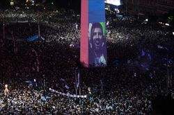 Messi và đồng đội sẽ ăn mừng ở tượng đài Obelisk