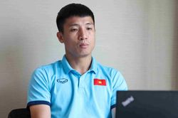 Bùi Tiến Dũng không kịp sang Lào