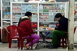 Điều tra nguyên nhân người phụ nữ chết lõa thể trong kiot