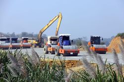 'Nước rút' thi công để sớm thông tuyến cao tốc Mai Sơn-Quốc lộ 45