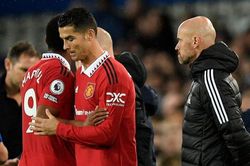 BLV Quang Huy: MU cần tìm tiền đạo thay Ronaldo