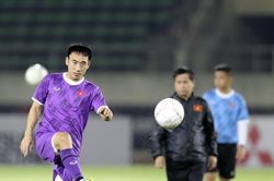 Vì sao HLV Park Hang-seo loại Hải Huy, Văn Khang?