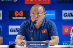 Ông Park Hang-seo giải thích lý do rút Quang Hải khỏi sân ngay trong hiệp 1