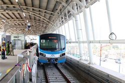 Tàu metro số 1 Bến Thành-Suối Tiên chạy thử nghiệm 9km đoạn trên cao