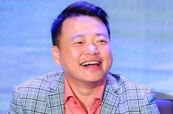 Shark Bình động viên bản thân cố gắng phấn đấu để trở thành 'báu vật sau lần 1 ly hôn'