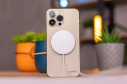 Mẫu iPhone đạt doanh thu 2.800 tỷ đồng tại Việt Nam trong 2 tuần