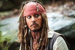 Đạo diễn 'Cướp biển vùng Caribbean' muốn Johnny Depp trở lại