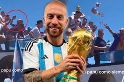 Tuyển thủ Argentina 'tấu hài' khi diễu hành mừng chức vô địch