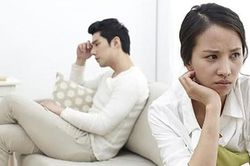 Khổ sở vì lấy phải anh chồng hay dỗi, lý do của những lần giận dỗi cũng hết sức bất ngờ