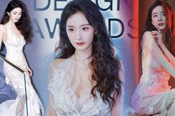 Tranh cãi ảnh Dương Mịch dự lễ trao giải: Hình studio trắng bệch dìm hàng, fan chụp vội lại tôn trọn sắc vóc thần tiên?