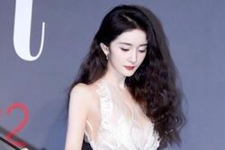 Trung Quốc: Dương Mịch đẹp tinh khôi trong trời Đông Thượng Hải