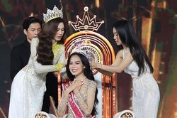 Huỳnh Thị Thanh Thủy đăng quang Hoa hậu Việt Nam 2022