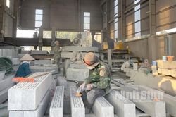 Sôi động không khí sản xuất ở làng nghề đá mỹ nghệ Ninh Vân