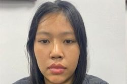 Người phụ nữ rủ bạn trộm cắp điện thoại ở Hà Nội