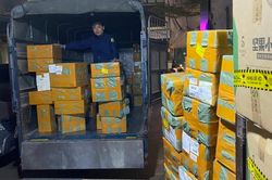 Hà Nội: Thu giữ 9.000 sản phẩm máy hút thuốc lá điện tử không rõ nguồn gốc