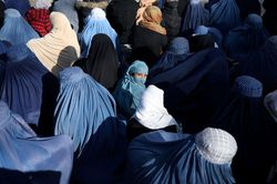 Tấn bi kịch của phụ nữ Afghanistan sau hàng loạt sắc lệnh hà khắc của Taliban