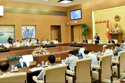 Kỷ luật Khiển trách với Phó Chủ tịch HĐND tỉnh Nam Định Nguyễn Phùng Hoan
