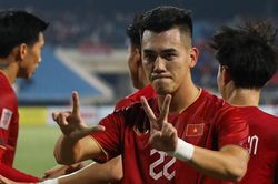 Việt Nam 3-0 Malaysia: Tiến Linh luôn là người mở đường