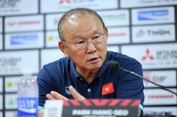 'Tôi nói với các cầu thủ phải thắng để tiễn năm cũ và tặng quà người hâm mộ'