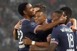Video bàn thắng trận PSG vs Strasbourg: Neymar bị đuổi, Mbappe tỏa sáng phút cuối