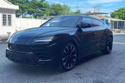 Tận thấy Lamborghini Urus hơn 20 tỷ màu đen 'độc nhất' ở Sài Gòn