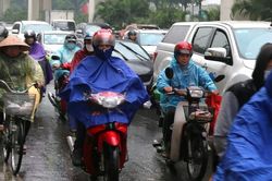 Dự báo thời tiết ngày mai 30/12: Nam Bộ trở lạnh, vùng núi Bắc Bộ có băng tuyết và sương muối