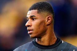 Rashford ngồi dự bị vì vô kỷ luật, huyền thoại MU nói lời cay đắng