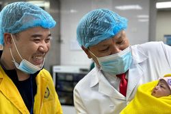 Những 'công dân nhí' đầu tiên chào đời năm 2023