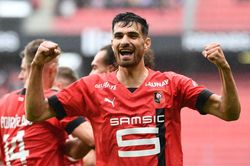 MU và Tottenham 'tranh giành' tiền đạo của Rennes