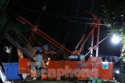 Trắng đêm giải cứu bé trai 10 tuổi rơi xuống hố bê tông sâu 35m