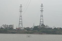 Thi công xuyêt Tết hoàn thành nâng tải đường dây 220kV đoạn Việt Trì - Suối Sập 2A