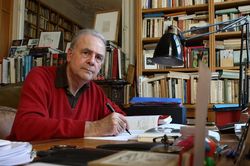 Nhân vật nữ trong tiểu thuyết Patrick Modiano
