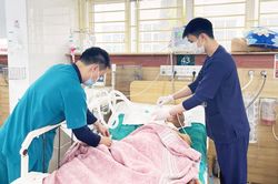 Gia tăng ngộ độc rượu dịp cuối năm