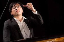 Tài năng trẻ piano Lưu Hồng Quang trình diễn tác phẩm của Beethoven