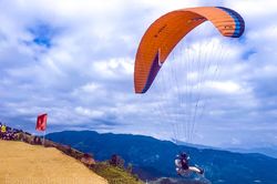 Dù lượn – điểm nhấn kích cầu cho du lịch địa phương