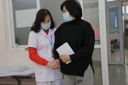 Người phụ nữ hồi phục sau di chứng đột quỵ liệt nửa người