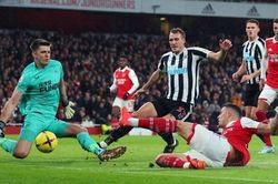VIDEO bàn thắng trận Arsenal 0-0 Newcastle: Arsenal lỡ cơ hội bỏ xa Man City