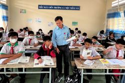 Thầy Chạy không 'chạy việc'