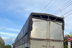 Bắt thêm 700 bao đường cát lậu vận chuyển về TPHCM tiêu thụ