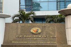 Bắt tạm giam 3 cán bộ Cục Đăng kiểm Việt Nam